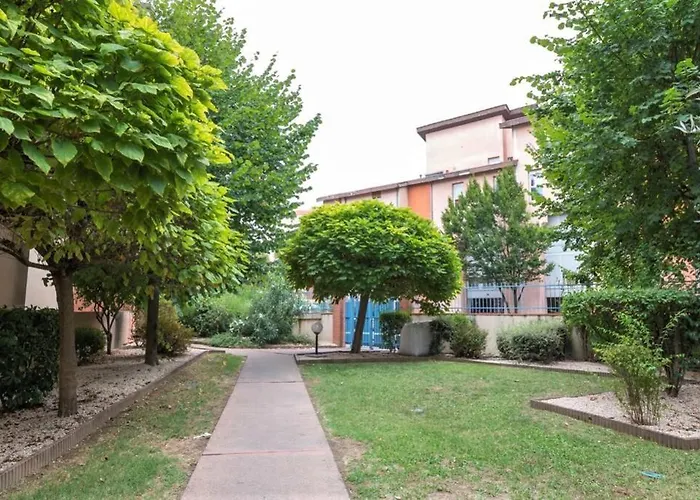 Le Montmorency - Free Parking - Airbus - Netflix Toulouse